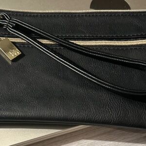 Vintage S & Co Black Zippered Wristlet Phone Wallet